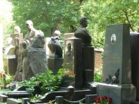 p1000757